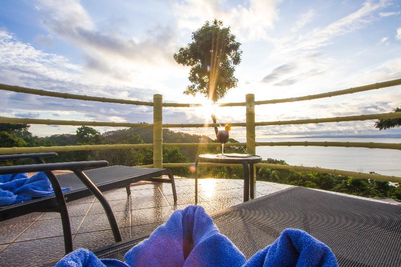 Issimo Suites Boutique Hotel & Spa - Adults Only Manuel Antonio Esterno foto