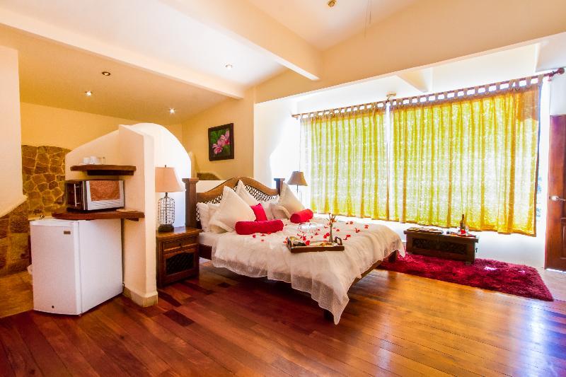 Issimo Suites Boutique Hotel & Spa - Adults Only Manuel Antonio Esterno foto